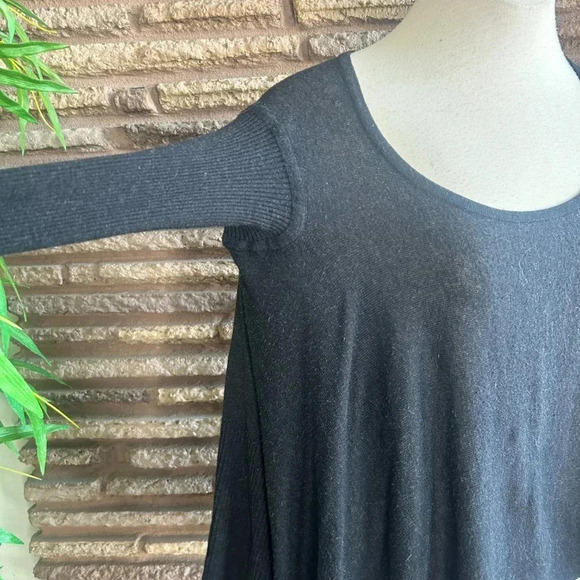 Lululemon Black Heather Enlightened Pullover Sweater - Picture 6 of 8